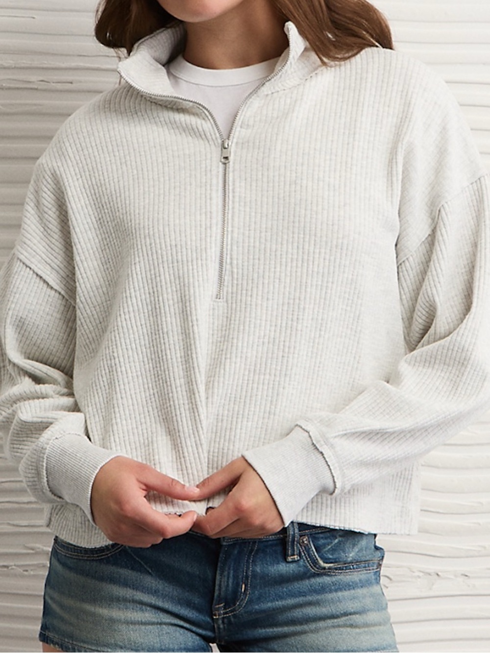 NWT AE Big Hug Quarter Zip Sweatshirt Sweater Women’s Size Medium